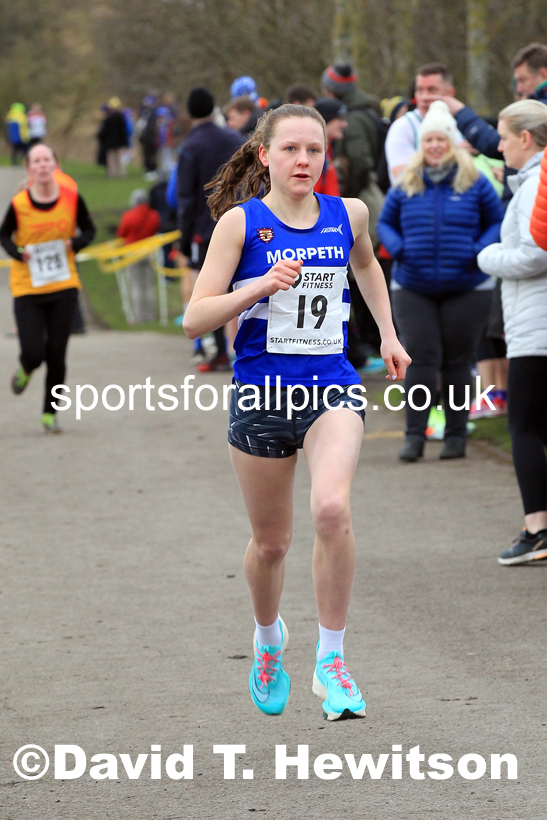 Senior women and veteran women and men over-50s NECAA Road Relay Champs., Hetton Lyons Park, Hetton le Hole, County Durham. Photo: David T. Hewitson/Sports for All Pics